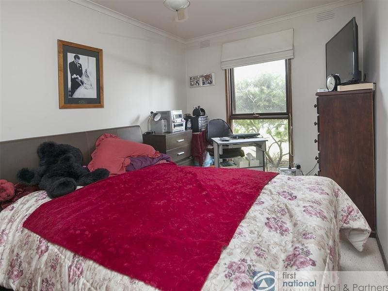 15 Nambour Road, Keysborough VIC 3173