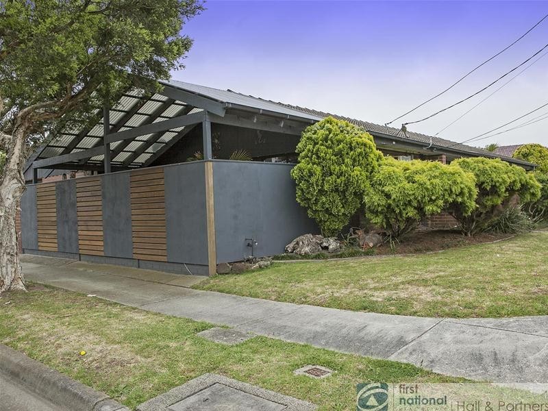 15 Nambour Road, Keysborough VIC 3173