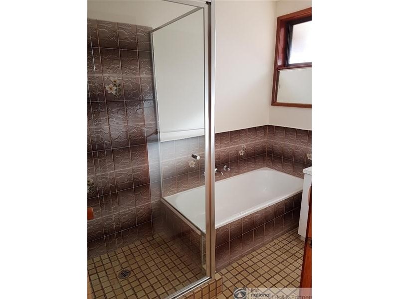 6/24 Close Avenue, Dandenong VIC 3175