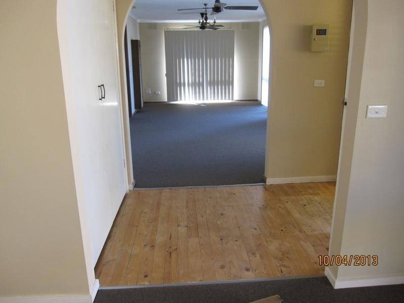 8 Rainsford Drive, Noble Park North VIC 3174