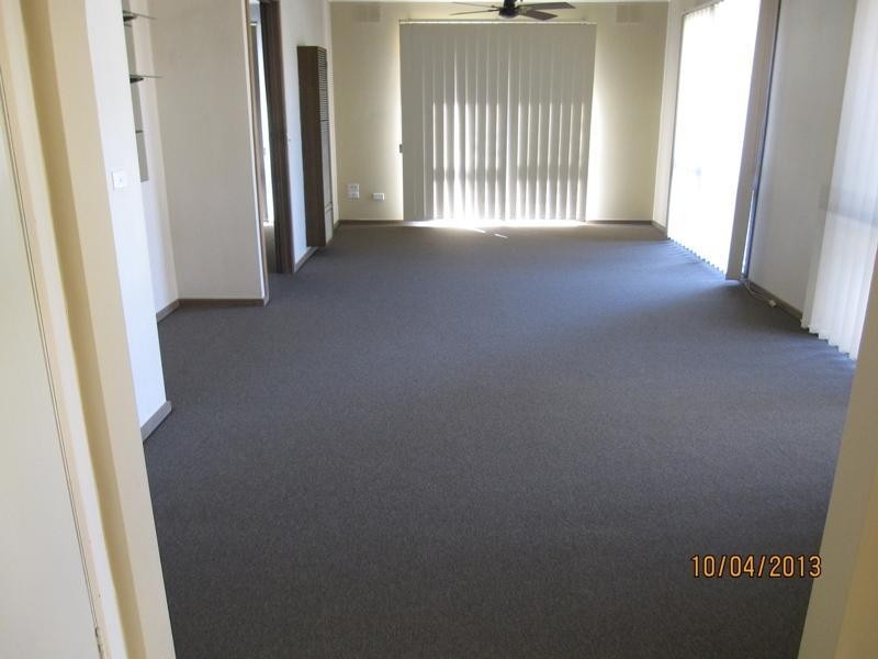 8 Rainsford Drive, Noble Park North VIC 3174