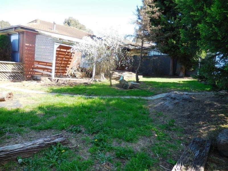 30 Briarhurst Avenue, Dandenong North VIC 3175