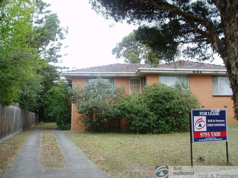1/4 McKay Court, Dandenong North VIC 3175