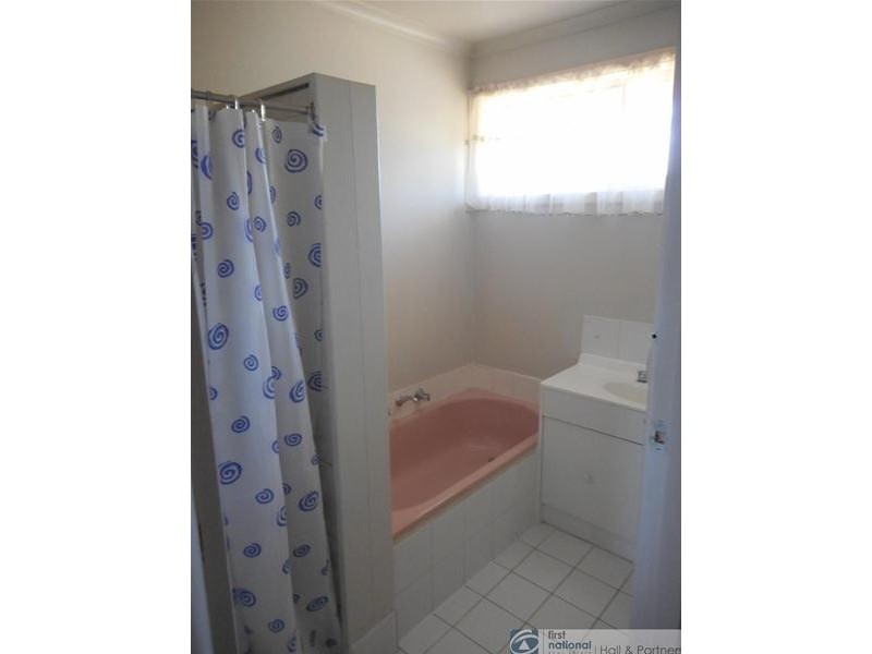 1/4 McKay Court, Dandenong North VIC 3175