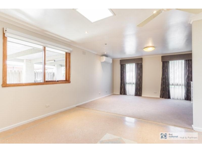 100 Somerset Drive, Dandenong North VIC 3175