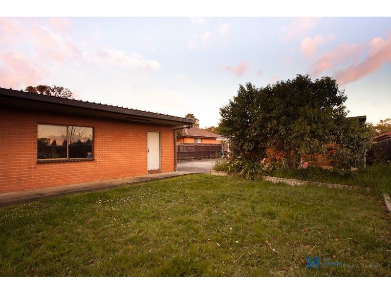 6 Rose Avenue, Dandenong North VIC 3175