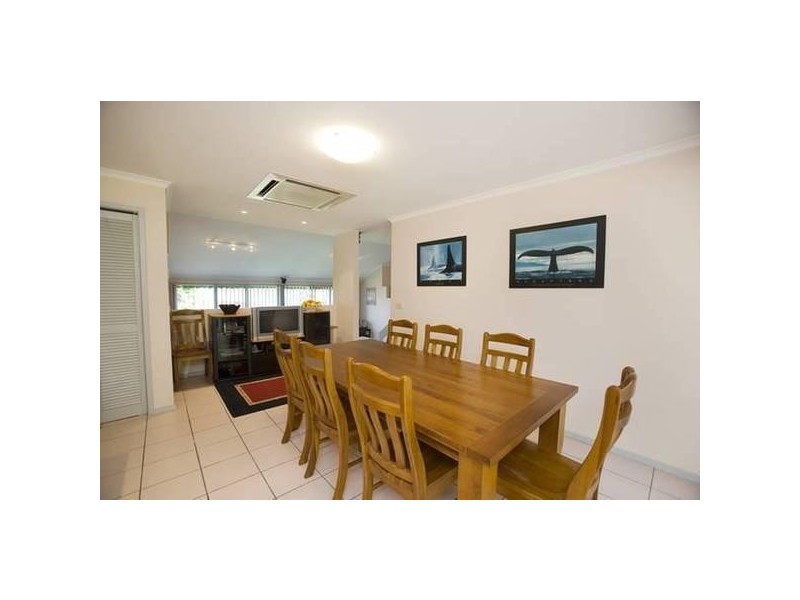 4 McCardle Court, Endeavour Hills VIC 3802