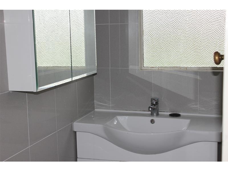 18 Wattle Drive, Doveton VIC 3177