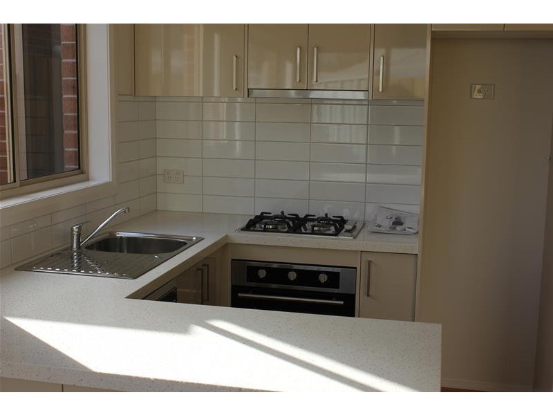 5/7-11 Kanooka Grove, Doveton VIC 3177