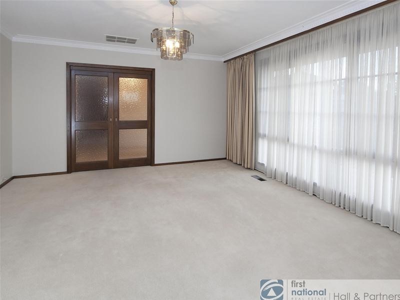 1 Sutherland Court, Endeavour Hills VIC 3802