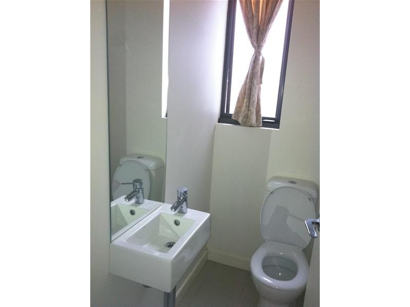 10 Edgbaston Way, Mulgrave VIC 3170