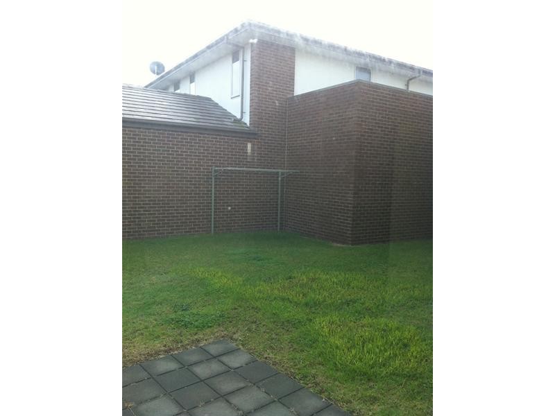 10 Edgbaston Way, Mulgrave VIC 3170