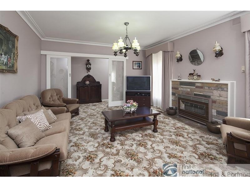 5 Haresta Avenue, Dandenong VIC 3175