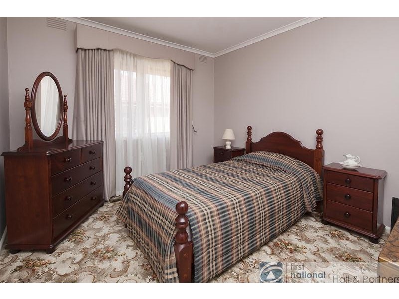 5 Haresta Avenue, Dandenong VIC 3175