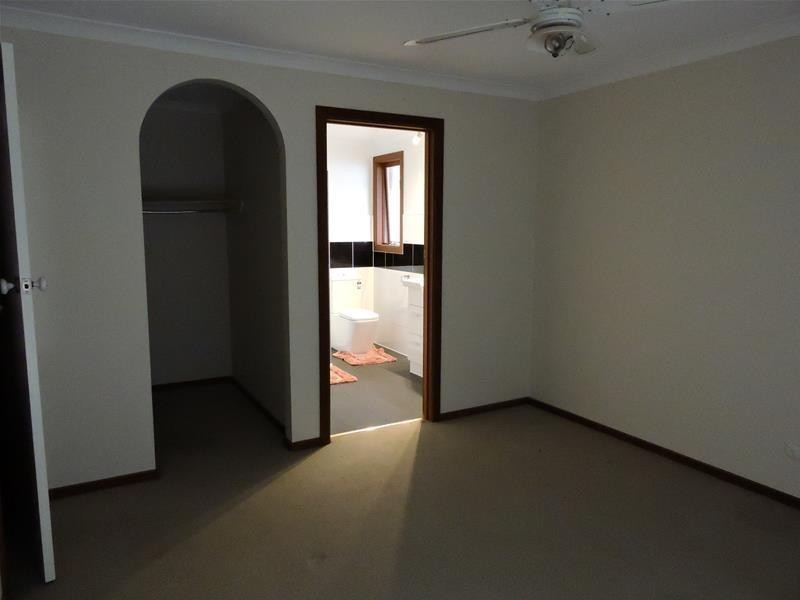 5 Garner Court, Endeavour Hills VIC 3802