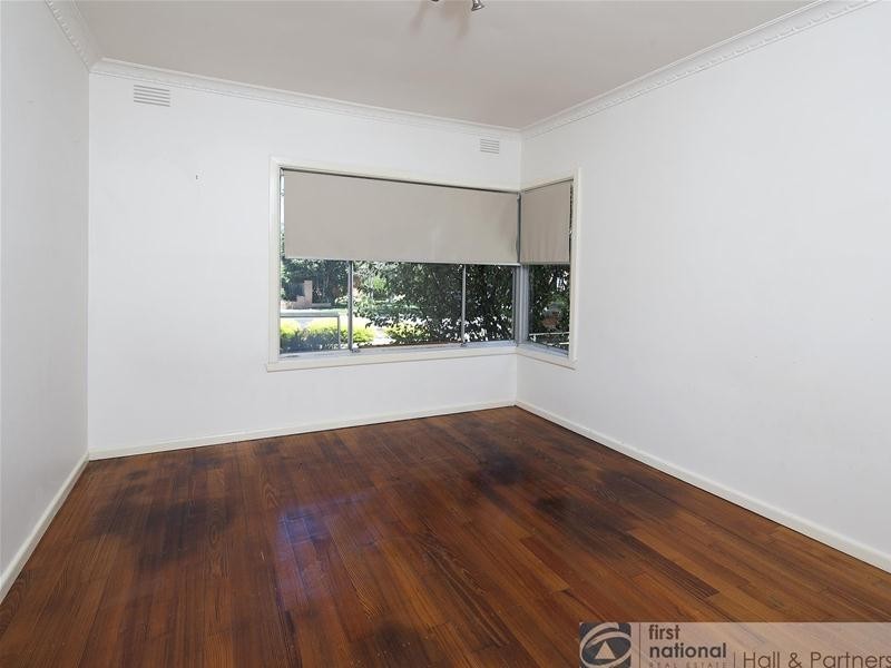 11 Hansworth Street, Mulgrave VIC 3170