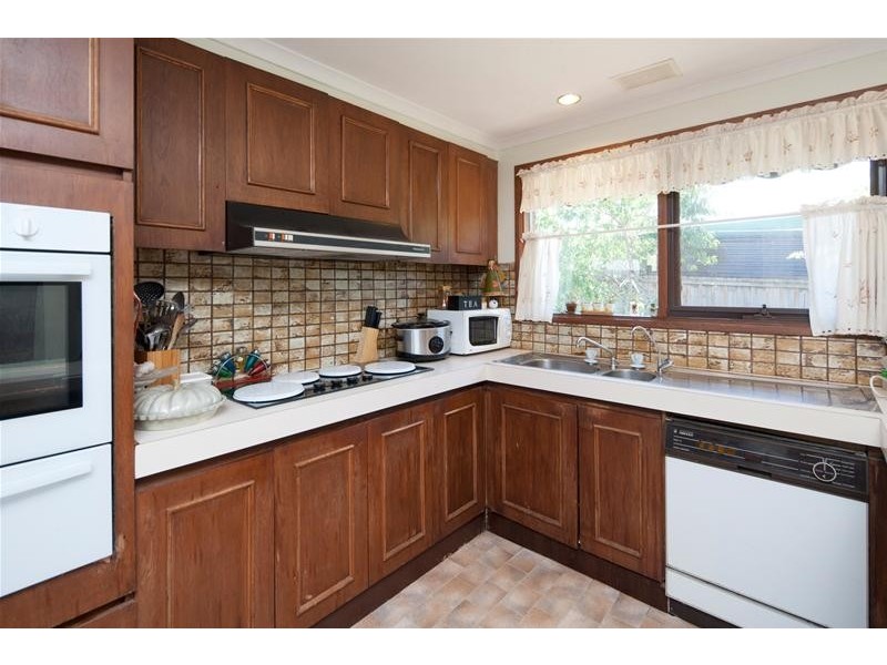 46 Ascot Drive, Noble Park North VIC 3174