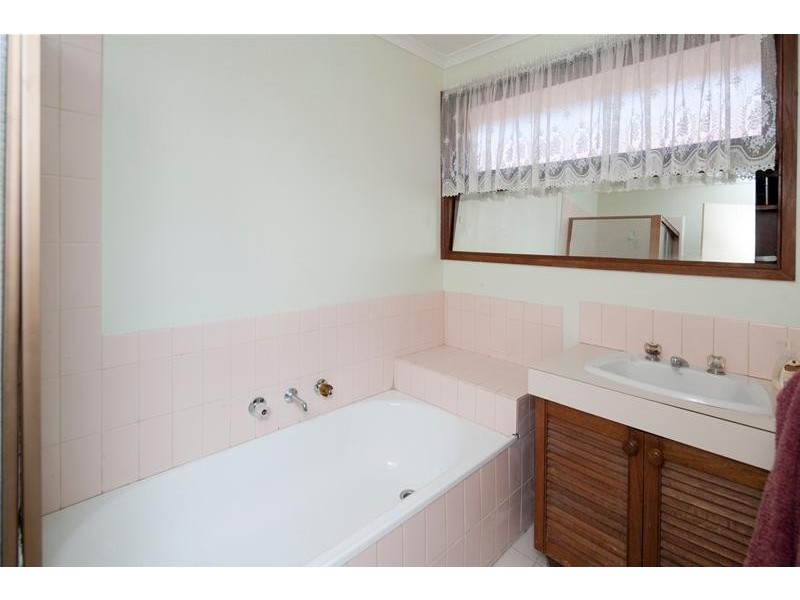 46 Ascot Drive, Noble Park North VIC 3174