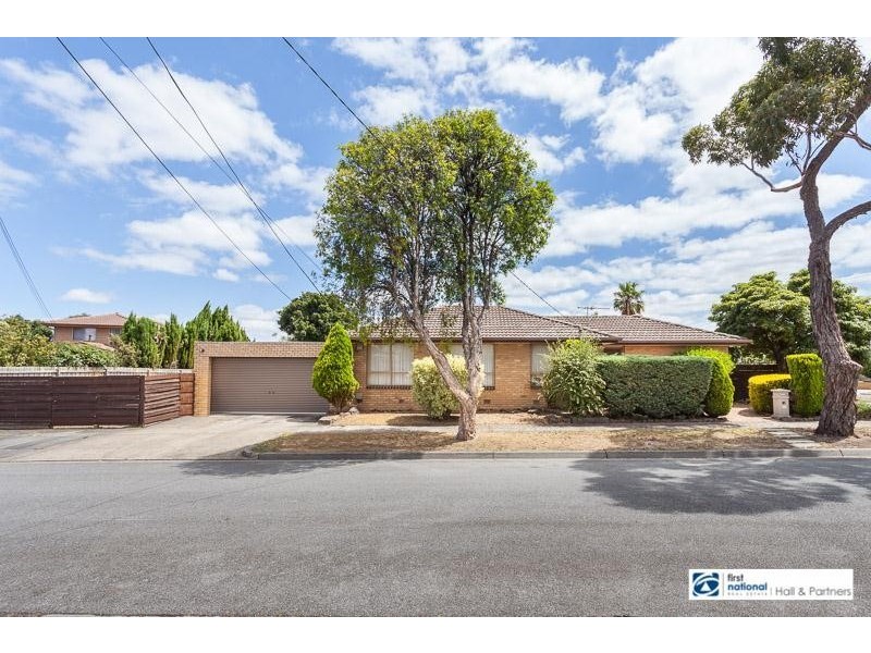 18 Neasham  Drive, Dandenong North VIC 3175