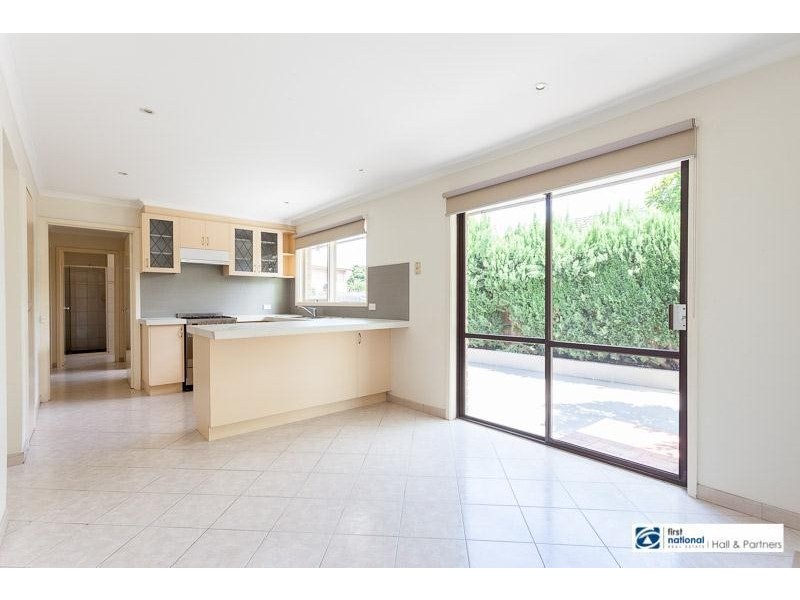 18 Neasham  Drive, Dandenong North VIC 3175