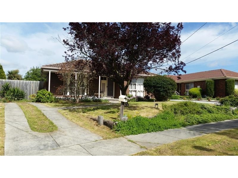 4 Searle Court, Dandenong North VIC 3175