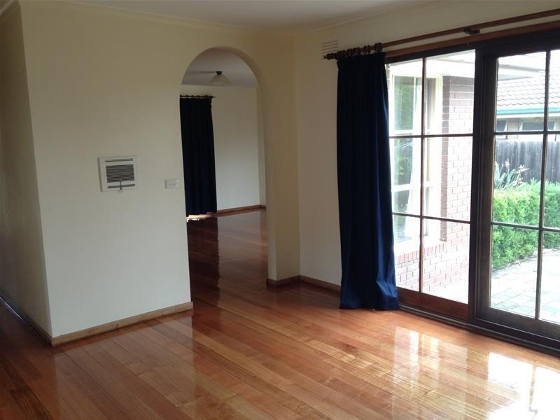 4 Searle Court, Dandenong North VIC 3175