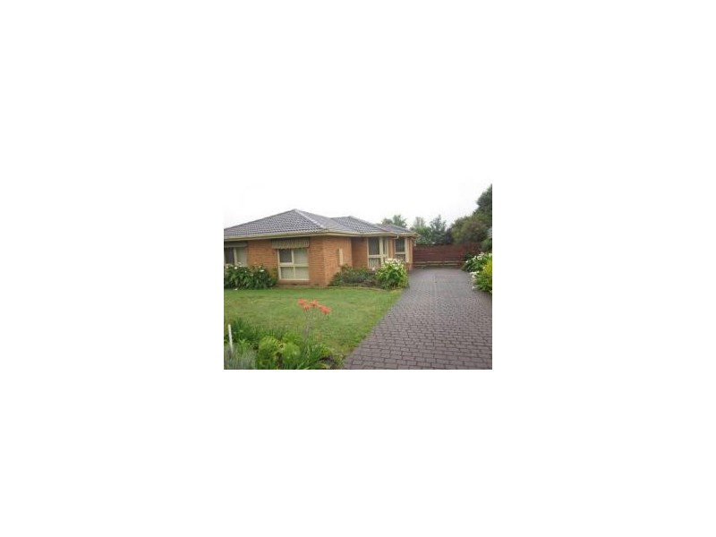 46 Clifton Way, Endeavour Hills VIC 3802