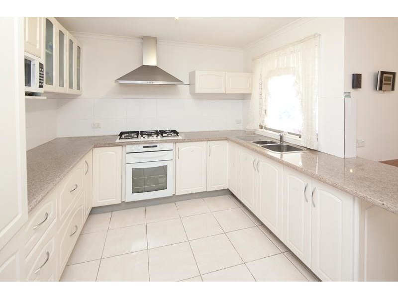 7 Elsa Place, Narre Warren VIC 3805