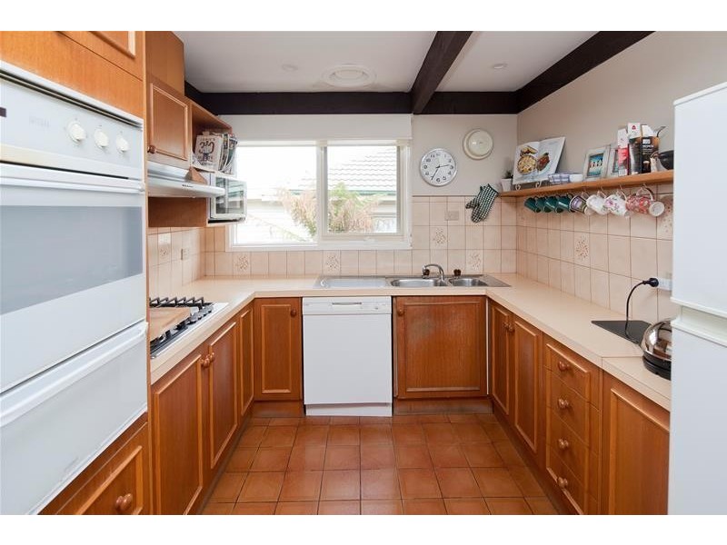 15 McLaughlan Avenue, Eumemmerring VIC 3177