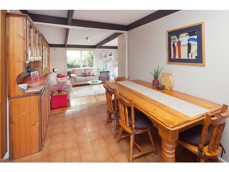 15 McLaughlan Avenue, Eumemmerring VIC 3177