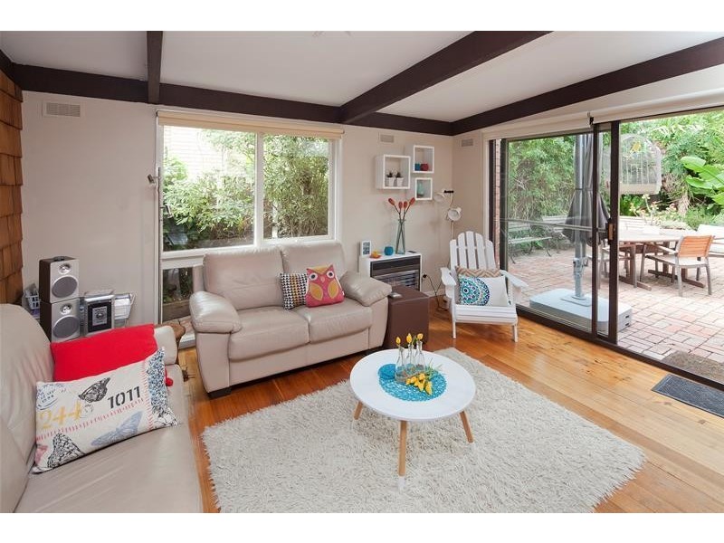 15 McLaughlan Avenue, Eumemmerring VIC 3177