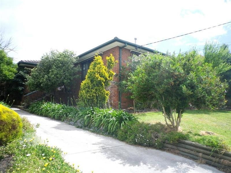 24 Lipton Drive, Dandenong North VIC 3175