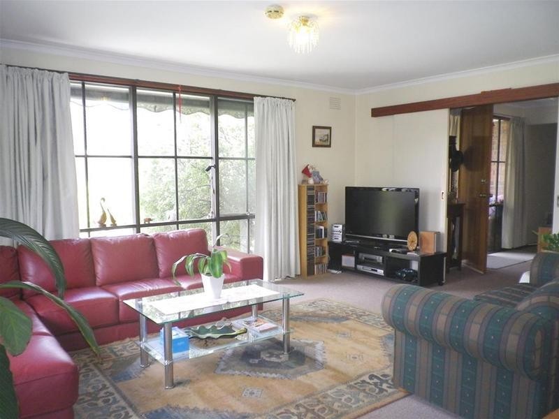 24 Lipton Drive, Dandenong North VIC 3175