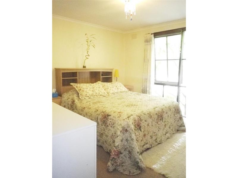 24 Lipton Drive, Dandenong North VIC 3175