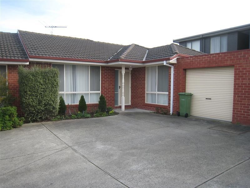 2/15-17 Potter Street, Dandenong VIC 3175