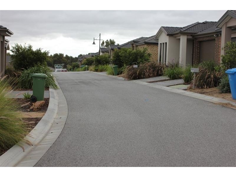 38/21 Kingfisher Drive, Doveton VIC 3177