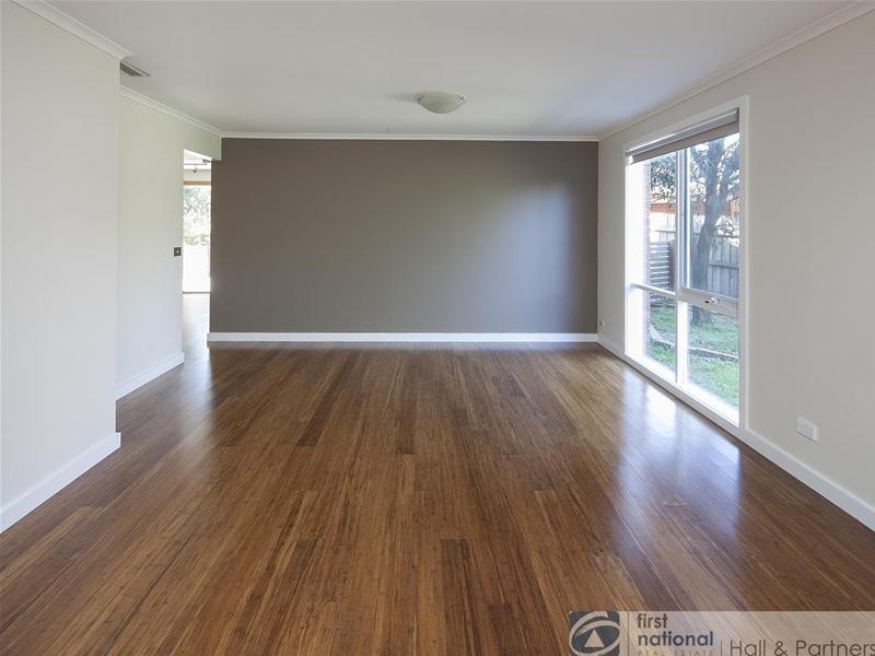 23 Maryrose Crescent, Endeavour Hills VIC 3802