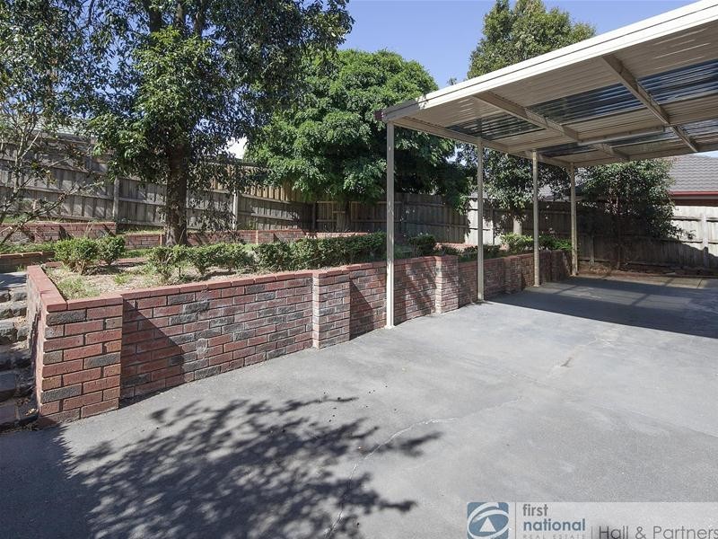 23 Maryrose Crescent, Endeavour Hills VIC 3802