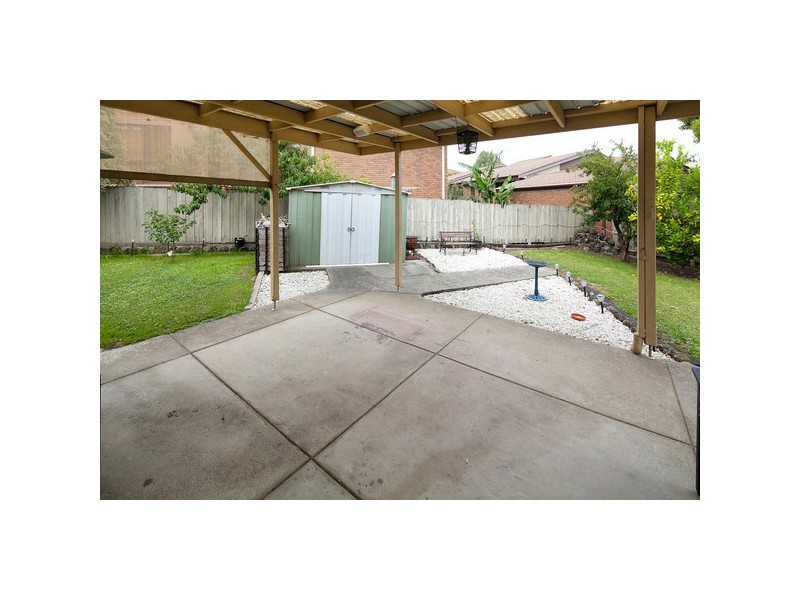 8 Conran Avenue, Endeavour Hills VIC 3802