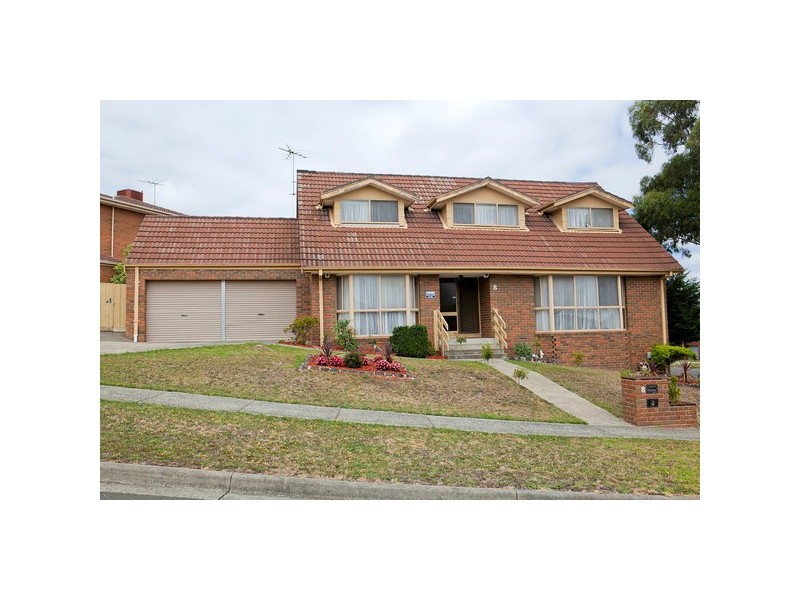 8 Conran Avenue, Endeavour Hills VIC 3802