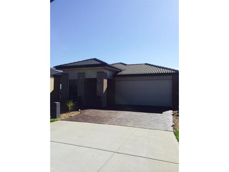 8 Wotan Way, Sandhurst VIC 3977