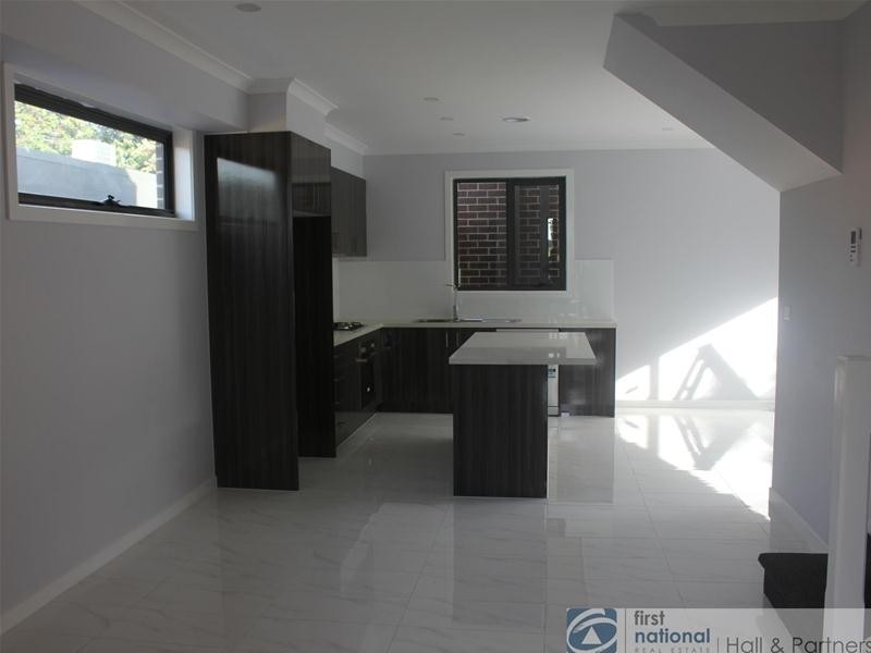 1/100 Ann Street, Dandenong VIC 3175