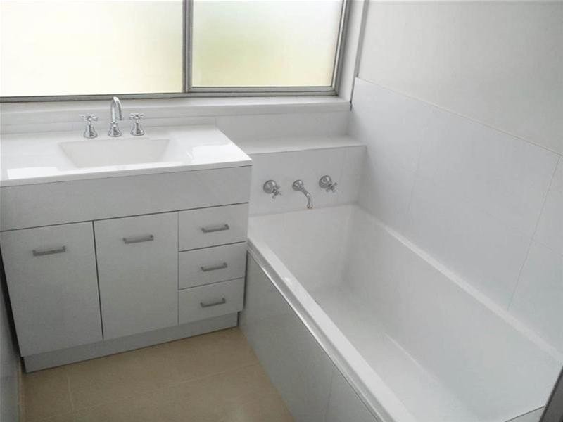 4 Essex Park Drive, Endeavour Hills VIC 3802