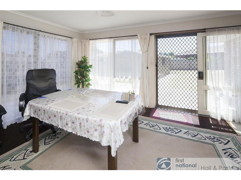 56 Crossdale Rise, Endeavour Hills VIC 3802