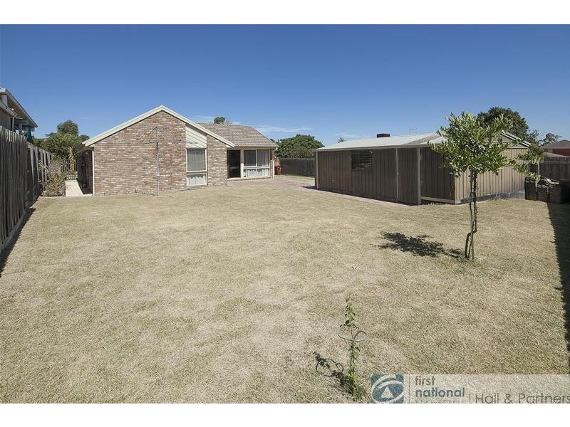 56 Crossdale Rise, Endeavour Hills VIC 3802