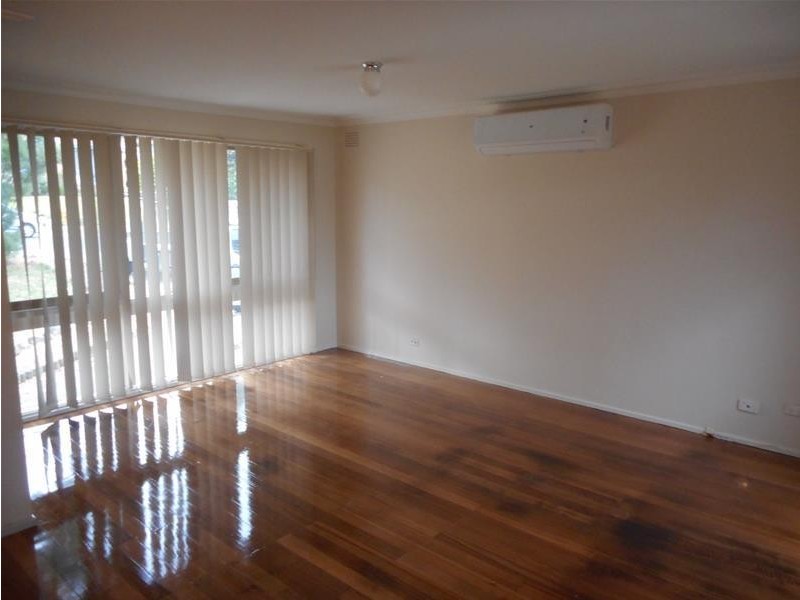 15 Huxley Avenue, Dandenong North VIC 3175