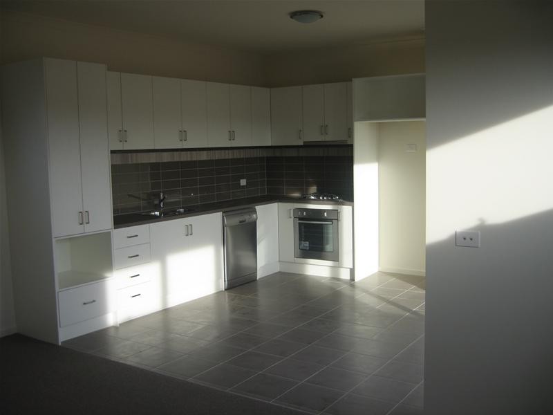 17 Huckson Street, Dandenong VIC 3175