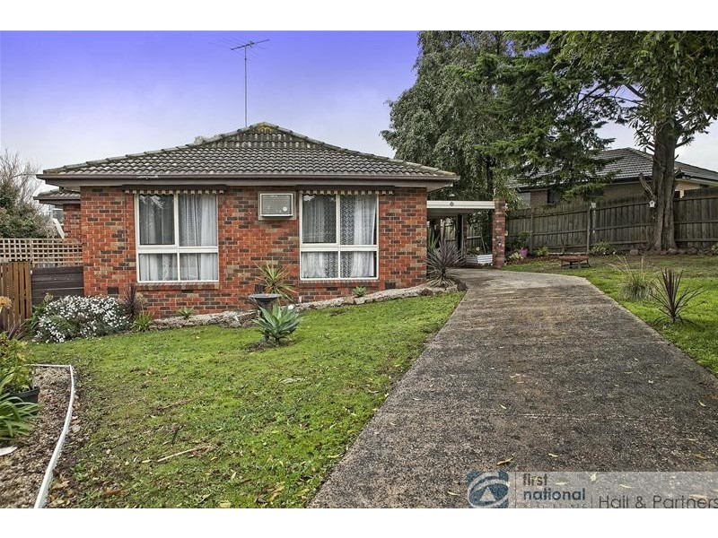 152 James Cook Drive, Endeavour Hills VIC 3802