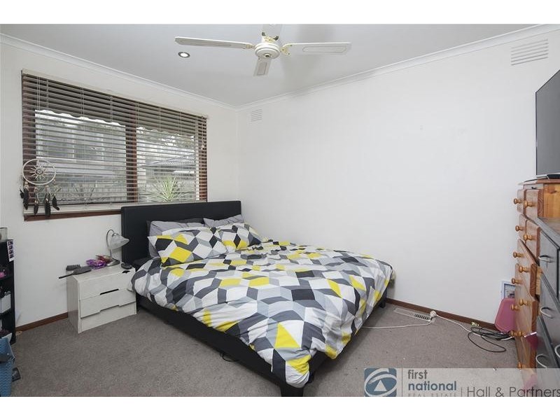 152 James Cook Drive, Endeavour Hills VIC 3802
