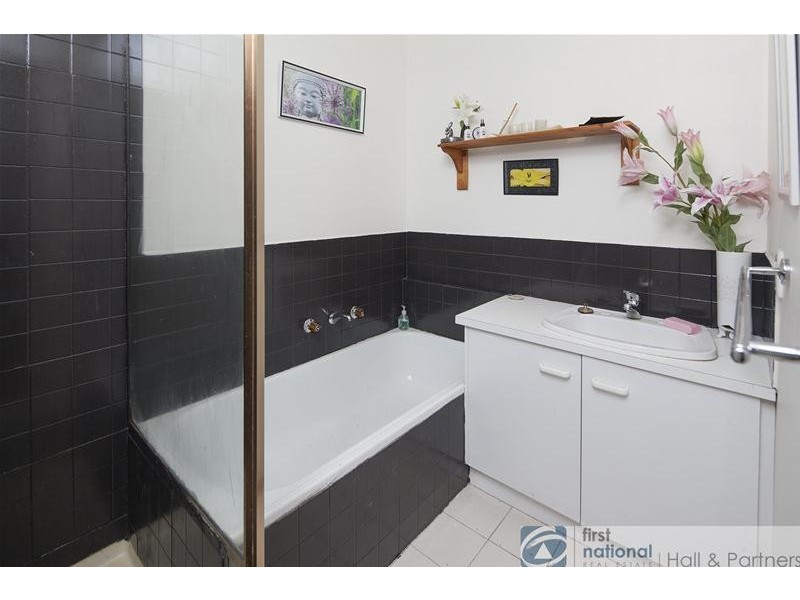 152 James Cook Drive, Endeavour Hills VIC 3802